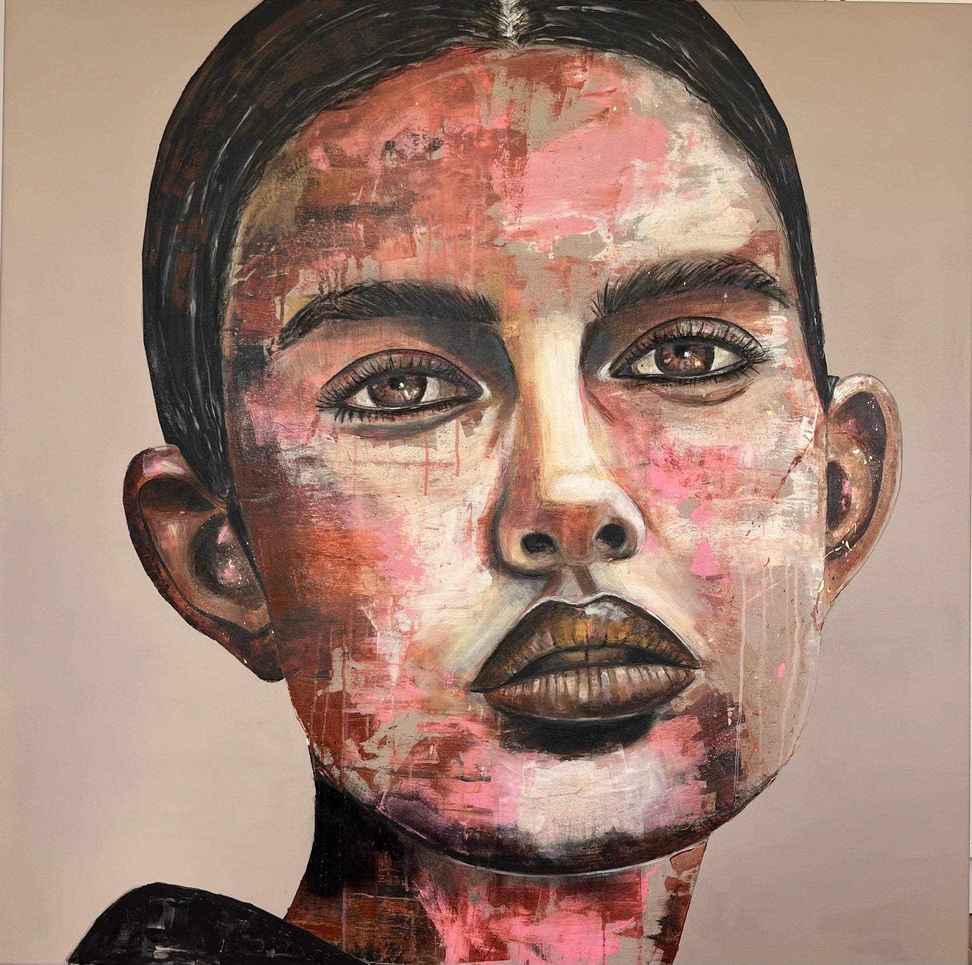 Mező Mariann: Resilience (Zoé) – 120x120 cm-es eredeti kortárs akril festmény, nagyméretű női portré a Becoming kollekcióból.